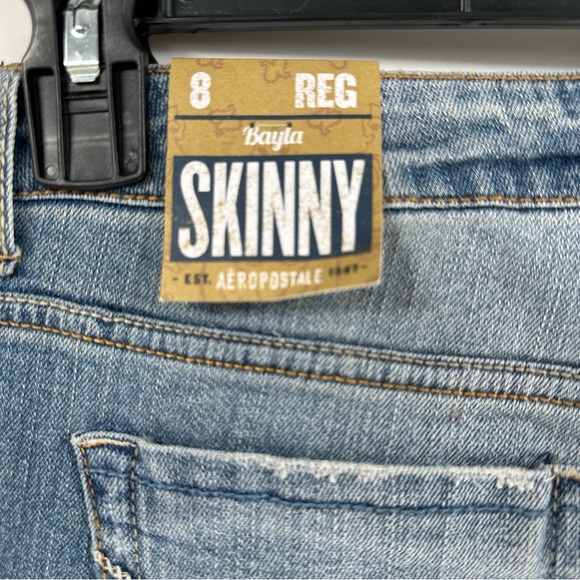 Aeropostale Bayla Skinny Jeans Women's 8 REG Light Wash Low Rise Distres… - Picture 6 of 16